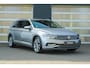 Volkswagen Passat Variant 1.5 TSI 150pk DSG Business | Apple CarPlay/Android Auto | Trekhaak | Voorruit Verwarming
