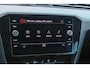 Volkswagen Passat Variant 1.5 TSI 150pk DSG Business | Apple CarPlay/Android Auto | Trekhaak | Voorruit Verwarming