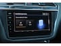 Volkswagen Tiguan 1.4 TSI 245pk DSG eHybrid | Apple CarPlay/Android Auto | Elektrische Achterklep | Trekhaak Elektrisch