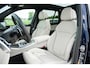 BMW X5 xDrive50e | M Sportpakket Pro | Panoramadak | Driving Assistant Professional | Innovation Pack | Trekhaak | Stoelmassage | Integral Active Steering | Harman en Kardon | Luchtvering | Stoelventilatie