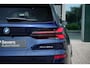 BMW X5 xDrive50e | M Sportpakket Pro | Panoramadak | Driving Assistant Professional | Innovation Pack | Trekhaak | Stoelmassage | Integral Active Steering | Harman en Kardon | Luchtvering | Stoelventilatie