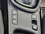Toyota Yaris 1.5 Hybrid EXECUTIVE STOELVERW HEAD-UP PARK-SENSOREN BLIND SPOT 17'' LM-VELGEN NAVI CLIMA BI-TONE LEER/STOF LED APPLE/ADROID