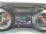 Toyota Yaris 1.5 Hybrid EXECUTIVE STOELVERW HEAD-UP PARK-SENSOREN BLIND SPOT 17'' LM-VELGEN NAVI CLIMA BI-TONE LEER/STOF LED APPLE/ADROID
