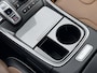 Hyundai Santa Fe 1.6 T-GDI PHEV 5p Premium Plus Sky / Fabrieksgarantie tot 11-2026 / 1.350 kg trekgewicht / Pano schuifdak / Leder / HUD / Camera 360° / Stuur-, stoel- en achterbankverwarming / Stoelventilatie / Apple Carplay Android / Winterwielen inclusief /