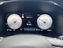 Hyundai Santa Fe 1.6 T-GDI PHEV 5p Premium Plus Sky / Fabrieksgarantie tot 11-2026 / 1.350 kg trekgewicht / Pano schuifdak / Leder / HUD / Camera 360° / Stuur-, stoel- en achterbankverwarming / Stoelventilatie / Apple Carplay Android / Winterwielen inclusief /