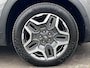 Hyundai Santa Fe 1.6 T-GDI PHEV 5p Premium Plus Sky / Fabrieksgarantie tot 11-2026 / 1.350 kg trekgewicht / Pano schuifdak / Leder / HUD / Camera 360° / Stuur-, stoel- en achterbankverwarming / Stoelventilatie / Apple Carplay Android / Winterwielen inclusief /