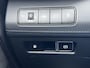 Hyundai Santa Fe 1.6 T-GDI PHEV 5p Premium Plus Sky / Fabrieksgarantie tot 11-2026 / 1.350 kg trekgewicht / Pano schuifdak / Leder / HUD / Camera 360° / Stuur-, stoel- en achterbankverwarming / Stoelventilatie / Apple Carplay Android / Winterwielen inclusief /
