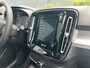 Volvo XC40 1.5 T3 Momentum | Camera | Cruise Control | Navigatie | Lane Assist | Spiegels dimmend |
