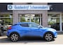 Toyota C-HR / C-HR+ 1.8 Hybrid Dynamic Sport TREKHAAK-AFN STOELVERW. CAMERA 2XPDC CRUISE NAVI CLIMA 18'LMV