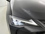Lexus UX 250h Executive Line | Schuifdak | Head-up Display | Stoelverwarming |