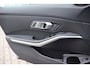 BMW 3-Serie Touring 320d | Panoramadak | Elek trekhaak | Stoelverwarming | Cruise control