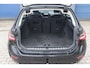 BMW 3-Serie Touring 320d | Panoramadak | Elek trekhaak | Stoelverwarming | Cruise control