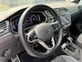 Volkswagen Tiguan 1.5 TSI R-Line panoramadak parelmoer wit
