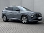 Hyundai Tucson 1.6 T-GDI PHEV N Line Edition 4WD / Fabrieksgarantie tot 03-2027 / Dealer onderhouden / Automaat / 1.350kg afn. trekhaak / Elektrische klep / Camera / Stuur- & stoelverwarming / Navigatie / Apple Carplay Android / 19" LM wielen /