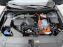 Hyundai Tucson 1.6 T-GDI PHEV N Line Edition 4WD / Fabrieksgarantie tot 03-2027 / Dealer onderhouden / Automaat / 1.350kg afn. trekhaak / Elektrische klep / Camera / Stuur- & stoelverwarming / Navigatie / Apple Carplay Android / 19" LM wielen /