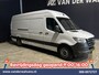 Mercedes-Benz Sprinter 317 CDI 170pk L3H2 *Post NL inrichting* Euro6 Airco | Camera | Navigatie | Apple Carplay Android Auto, 270 graden achterdeuren, schappen, doorloopdeur