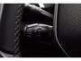 Peugeot 3008 1.2 PureTech Crossway 130 PK | Navigatie | Camera | Climate contro| Keyless | Lichtmetalen velgen | Extra getint glas | Cruise control