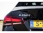 Mercedes-Benz A-klasse A250e Hybride Soh98% Premium Plus amg Pano | Camera | Stoelverwarming | PDC | Sfeer verlichting | Carplay | half ledere bekleding |