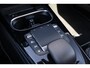 Mercedes-Benz A-klasse A250e Hybride Soh98% Premium Plus amg Pano | Camera | Stoelverwarming | PDC | Sfeer verlichting | Carplay | half ledere bekleding |