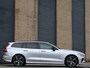Volvo V60 2.0 T6 Twin Engine AWD R-Design Pano | ACC | 19” | Pilot Assist | Cam | NL Auto