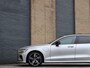 Volvo V60 2.0 T6 Twin Engine AWD R-Design Pano | ACC | 19” | Pilot Assist | Cam | NL Auto