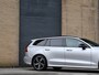 Volvo V60 2.0 T6 Twin Engine AWD R-Design Pano | ACC | 19” | Pilot Assist | Cam | NL Auto