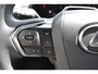 Lexus LBX 2WD STOELVERW STUURVERW PARK-SENSOR BLIND-SPOT CARPLAY LENDESTEUN