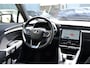 Lexus LBX 1.5 2WD STOELVERW STUURVERW PARK-SENSOR BLIND-SPOT CARPLAY LENDESTEUN