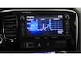 Mitsubishi Outlander 2.0 PHEV Limited Edition X-Line: 4wd, leder bekleding, privacy glas, 4 season banden, electrisch verstelbare bestuurderstoel, stuurflippers, airco, keyless entry , cruise c, achtercamera