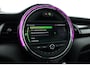 MINI Cooper S Hammersmith - Orig. NL | Pano | HUD | JCW Pakket | Harman Kardon | Adapt. Cruise | Stoelverw. | Leder | PDC | Nav + App.connect | V
