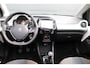 Peugeot 108 1.0 e-VTi Première Top | Navi by app | Open dak | Climate control | Keyless | Bluetooth | Lichtmetaal |