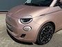 Fiat 500e La Prima 42 kWh *pano *leer *camera *carplay *17"