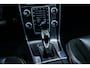Volvo V60 2.0 T3 R-Design | Trekhaak | Standkachel | Stoelverwarming | Actieve Bochtverlichting | DAB | Navi | Cruise Control |