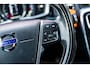 Volvo V60 2.0 T3 R-Design | Trekhaak | Standkachel | Stoelverwarming | Actieve Bochtverlichting | DAB | Navi | Cruise Control |