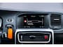 Volvo V60 2.0 T3 R-Design | Trekhaak | Standkachel | Stoelverwarming | Actieve Bochtverlichting | DAB | Navi | Cruise Control |