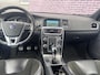 Volvo V60 2.0 T3 R-Design | Trekhaak | Standkachel | Stoelverwarming | Actieve Bochtverlichting | DAB | Navi | Cruise Control |