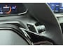 Peugeot 2008 1.2 Hybrid 145 Allure | Climate & Cruise Control | Parkeersensoren voor + achter | AppleCarplay/Android Auto |