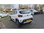 Dacia Spring Comfort Plus (Orange Pack) 27 kWh | DC Lader | Parkeercamera | Navigatie |
