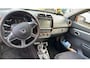 Dacia Spring Comfort Plus (Orange Pack) 27 kWh | DC Lader | Parkeercamera | Navigatie |