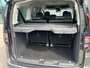 Volkswagen Caddy Maxi Limited Edition 1.5 e-Hybrid | 7 Persoons | Ergo Comfort Stoelen |  4-Seizoenen Banden | Navigatie | App Connect | Zwart Dak