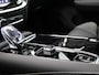 Volvo V60 T8 455PK Plug-in hybrid AWD Plus Dark / Harman Kardon / Elektrische Stoelen / Stoel+Stuurverwarming / Keyless / Getint Glas / Sportstoelen /