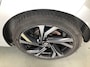 Renault Clio E-Tech engineered full hybrid 145 | Parkeercamera | Groot Navi | Climate Control |