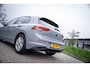 Volkswagen Golf 1.0 eTSI Life Business