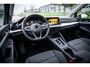 Volkswagen Golf 1.0 eTSI Life Business