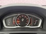 Volvo V60 2.0 T4 Business Sport | Trekhaak | 190 PK! | Bi Xenon| Schuif kantel dak | Lederen bekleding | achteruit rij camera | Keyless entry | Standkachel | Getint glas | verwarmde voorstoelen |