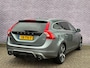 Volvo V60 2.0 T4 Business Sport 190 PK! | Bi Xenon| Schuif kantel dak | Lederen bekleding | achteruit rij camera | Keyless entry | Standkachel | Getint glas | verwarmde voorstoelen |