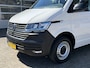 Volkswagen Transporter 2.0 TDI L2H1 DC Open laadbak Pick-up met Airco Cruise controle Trekhaak 2200kg trekgewicht Achterruitrij camera P-up Pick-up Openlaadbak