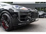Porsche Cayenne Coupé E-Hybrid SportDesign | 4Wielsturing | 23 Inch | BOSE Stoelventilatie | Head-up