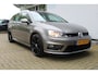 Volkswagen Golf Variant 1.4 TSI Business Edition Connected R-Line | Incl. 12 maanden Garantie | Panorama dak | Stoelverwarming | Stoelmassage | Achteruitrijcamera | Parkeersensoren V+A | Climate controle | Cruise controle | Navigatie | DAB Radio | Origineel NL Auto | NAP |