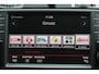 Volkswagen Golf Variant 1.4 TSI Business Edition Connected R-Line | Incl. 12 maanden Garantie | Panorama dak | Stoelverwarming | Stoelmassage | Achteruitrijcamera | Parkeersensoren V+A | Climate controle | Cruise controle | Navigatie | DAB Radio | Origineel NL Auto | NAP |